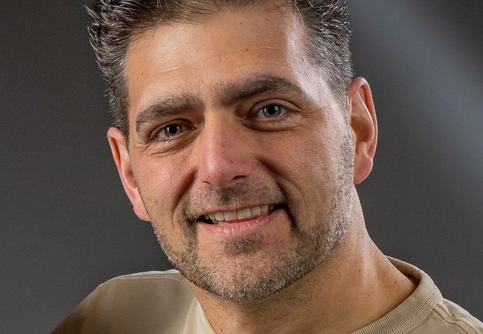 Raymond portret